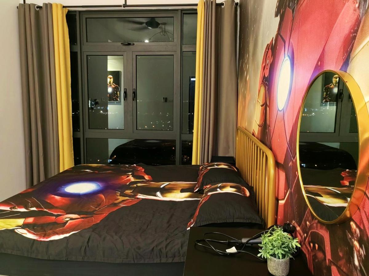 8Scape Residences Batman Vs Ironman@Lsy Home & Leisure Johor Bahru Esterno foto